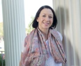 PhD Leanne Glass presents at Oxford Symposium. A tale as old as time