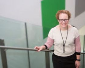 . UON researcher Dr Nikola Bowden wins Young Tall Poppy Science Award