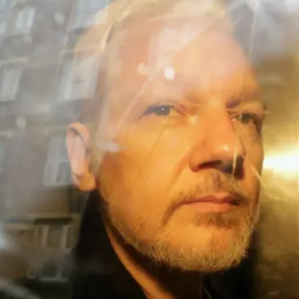 UK Government Orders the Extradition of Julian Assange to the US