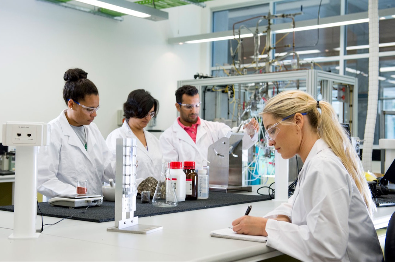 HDR Program brochure