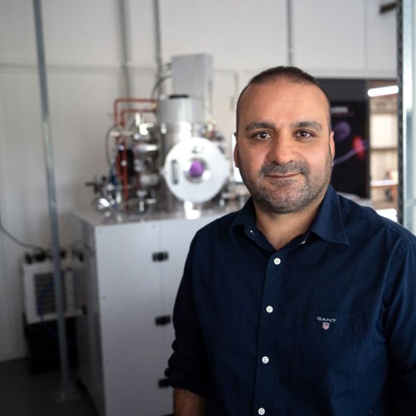 Behnam-Akhavan-2-BA.jpg Dr Behnam Akhavan