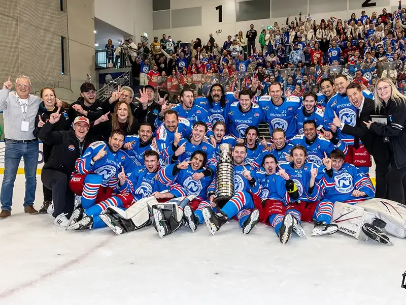 The Newcastle Northstars team pose for a group photo.