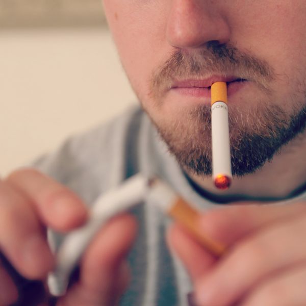 . Health professionals need to work together to help cancer patients quit smoking: new research