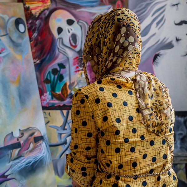 . Floor Talk: Caroline Scheider with Dr Hans Lukas Kieser