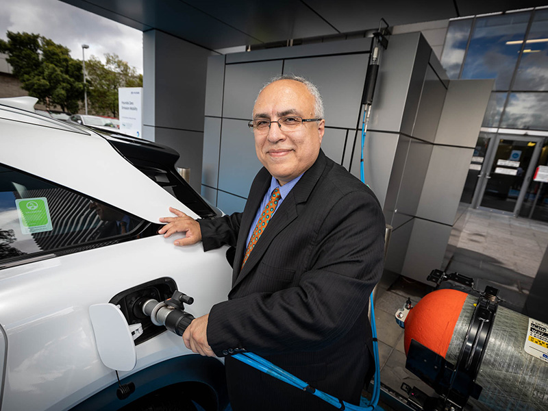 Professor Behdad Moghtaderi refuels the Hyundai Nexo with his green hydrogen