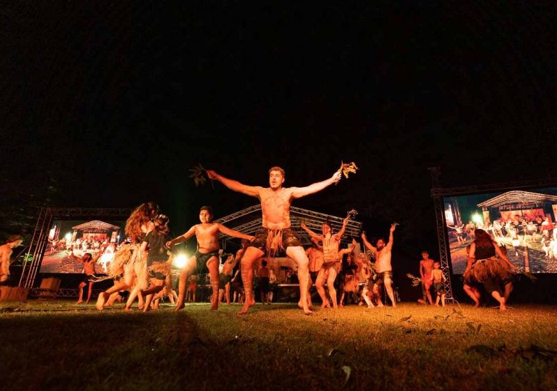 The Wakagetti dancers (pictured)