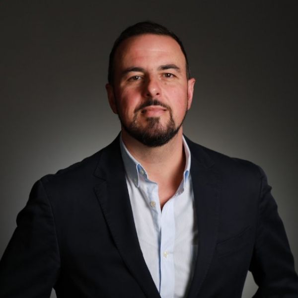 From Local Beginnings to Global Headlines: Adam's Journey as an International Journalist 