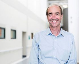 . Leading UON Endocrinologist honoured with Laureate Professor 