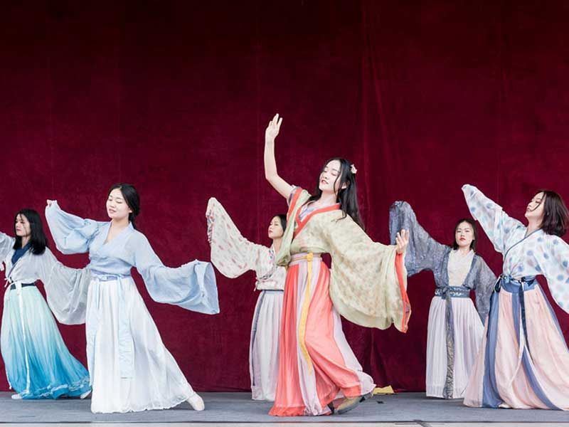 China-week-2018-women-dancing.jpg