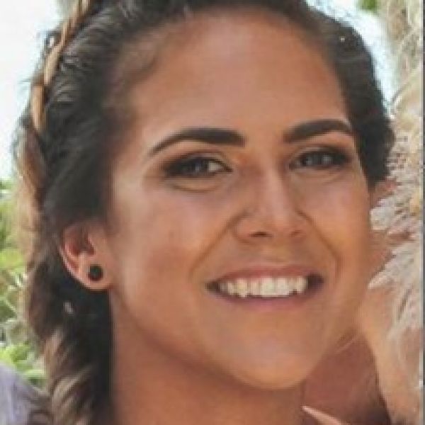 Demi J Cheetham – University of Newcastle Medical Student and Larapinta Trail Challenge Indigenous Shaping Futures Scholarship recipient