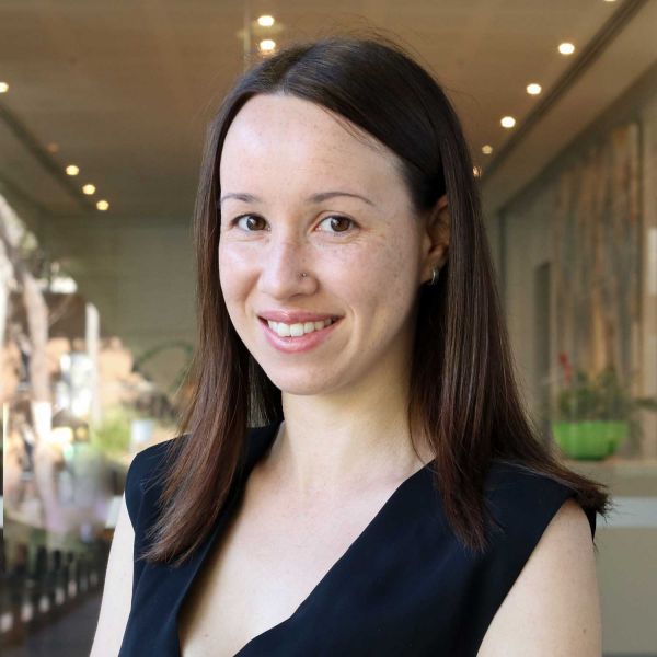 University of Newcastle early career researcher and Accredited Practising Dietitian Dr Rebecca McLoughlin  has been awarded an Asthma Australia fellowship