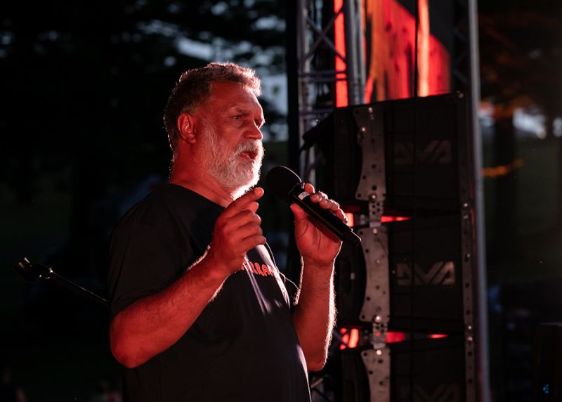 Professor Raymond Kelly, Deputy Head of the Wollotuka Institute makes an address.