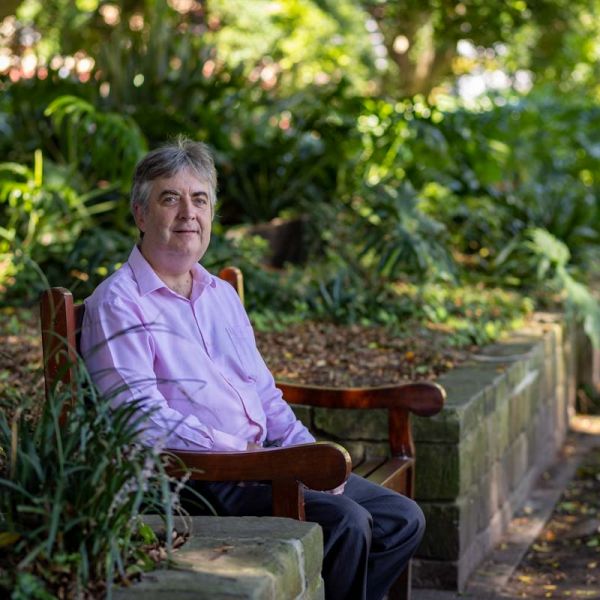 2022 1070 RH - Shaun McCarthy WEB-1427 Shaun McCarthy sitting in a park