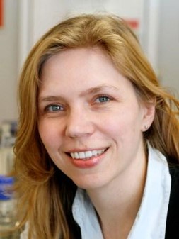 Prof. Martina Stenzel