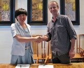 Professor Roland Boer signing contracts in Beijing with Professor Li Cuiling, director of the Centre for Studies on Socialism with Chinese Characteristics. Religion, Marxism and Secularism awarded international grant.