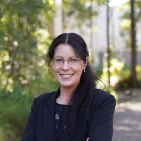 Associate Professor Kim Maund