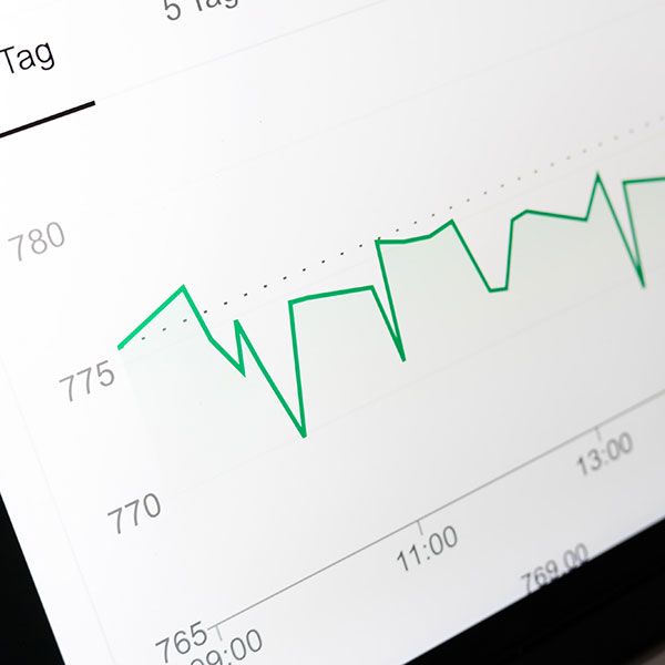 analytics on screen - Course engagement analytics