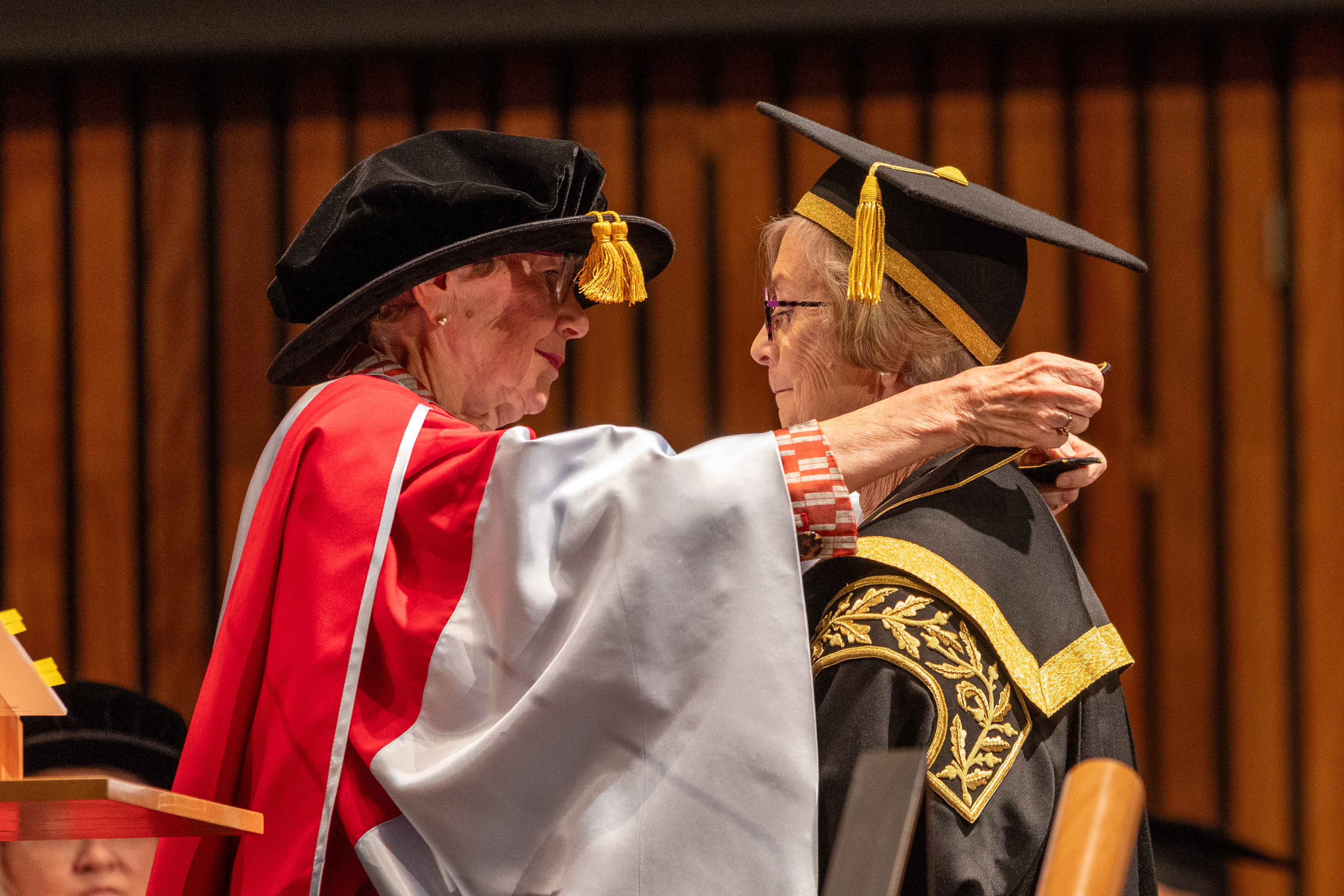 Hon. Margaret Beazley AC KC officiates the Hon. Patricia Forsythe AM as Chancellor Hon. Margaret Beazley AC KC officiates the Hon. Patricia Forsythe AM as Chancellor
