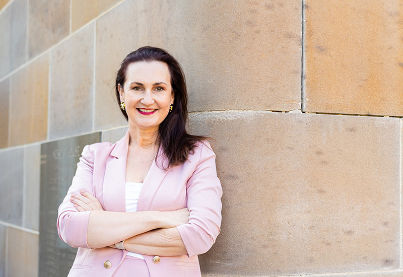 Dr Christine Armstrong