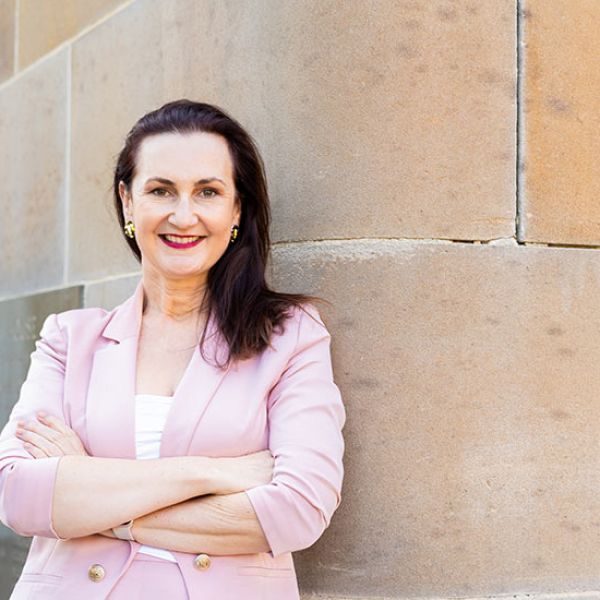 Dr Christine Armstrong Dr Christine Armstrong