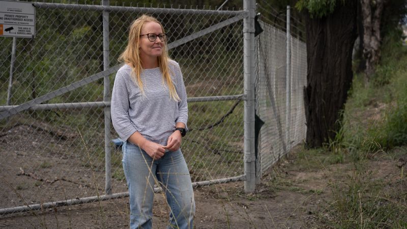 Hedda Askland outside mine site
