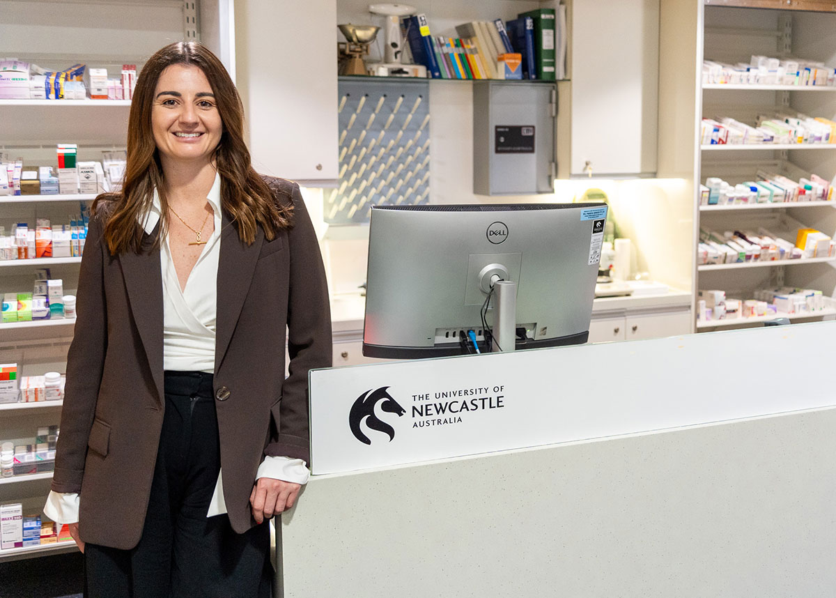 Associate Professor Sarah Dineen-Griffin