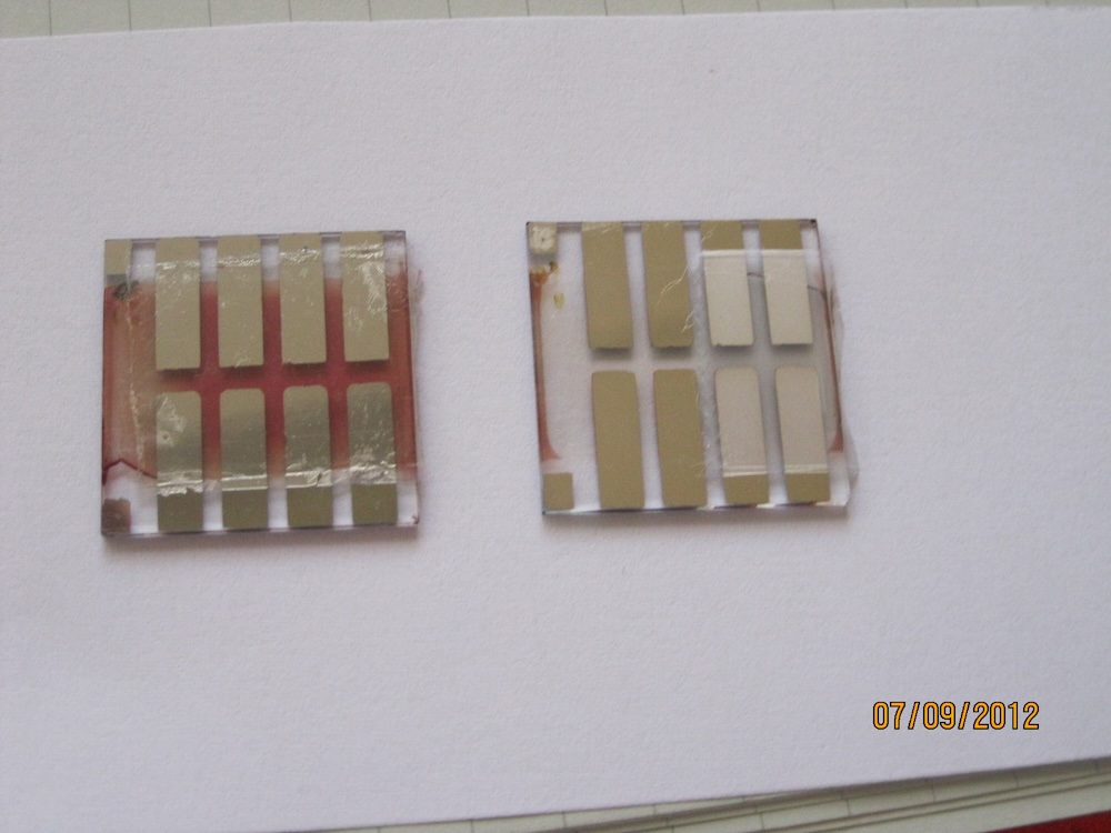 Organic solar cell showing photo bleaching without protection