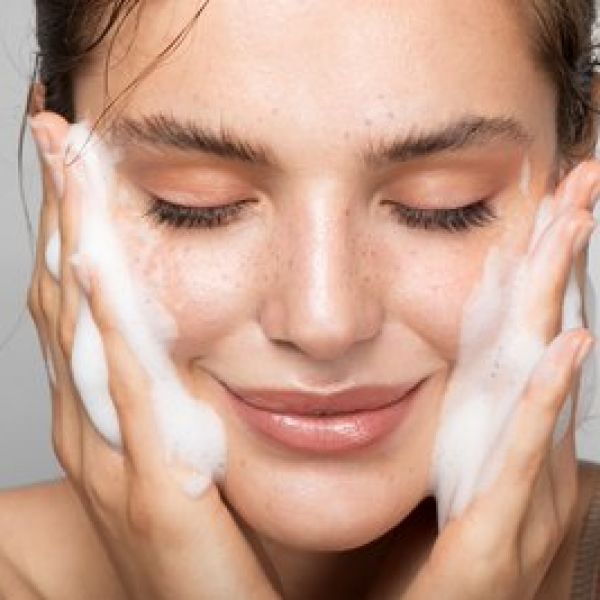 Skin research and the interface with industry Image of woman washing her face