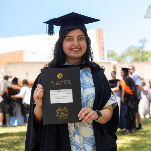 Aradhana Grover graduated Tuesday 17 December with a Bachelor of Nursing. Aradhana finds strength in supporting others.