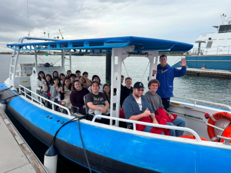 Summer Down Under Students going whale watching