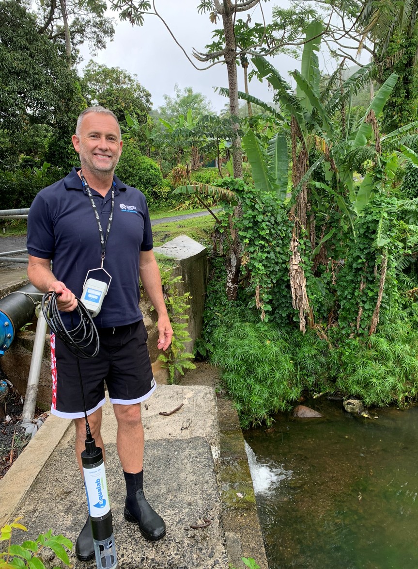 Professor Troy Gaston undertaking water quality monitoring on Rarotonga