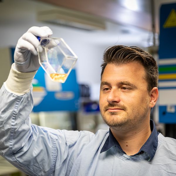 ryan-duchatel.jpg Ryan Duchatel in a lab