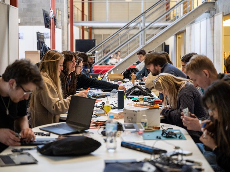 Architecture students problem based learning