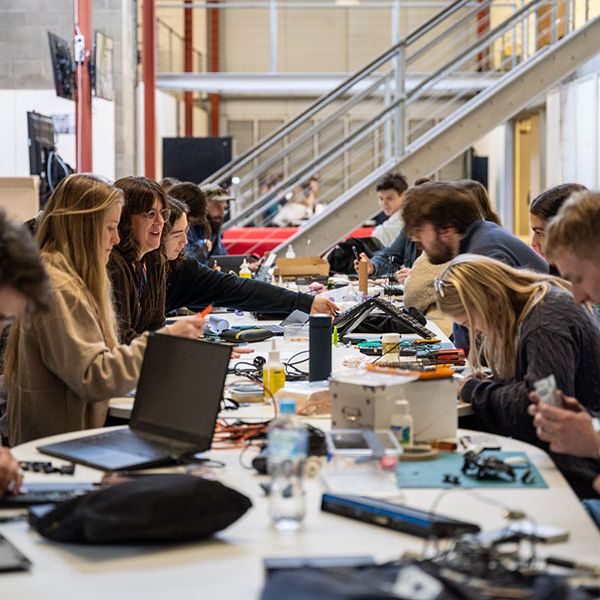 Architecture students problem based learning