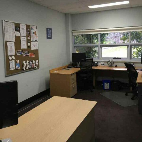 Hot desks. Hot desking in Ourimbah