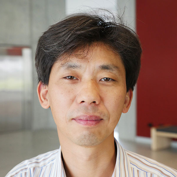 Associate Professor Jiabao Yi