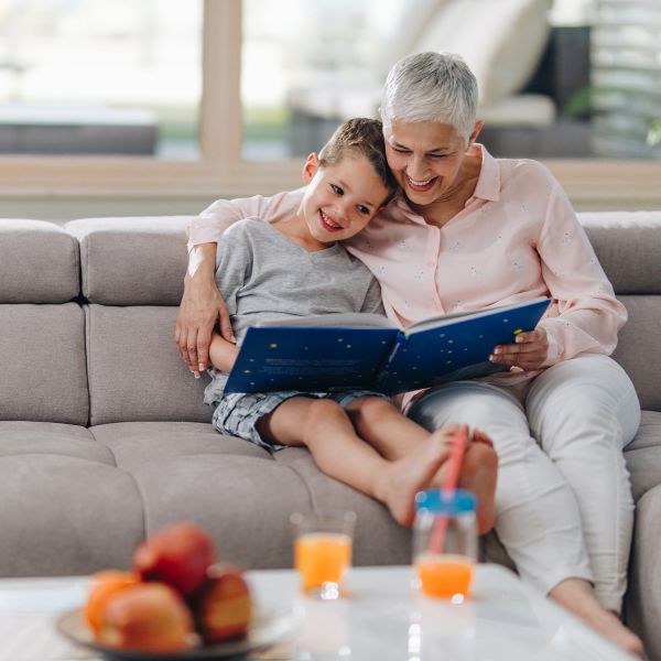 Grandmothers as carers. Grandmothers deserve more recognition for caring