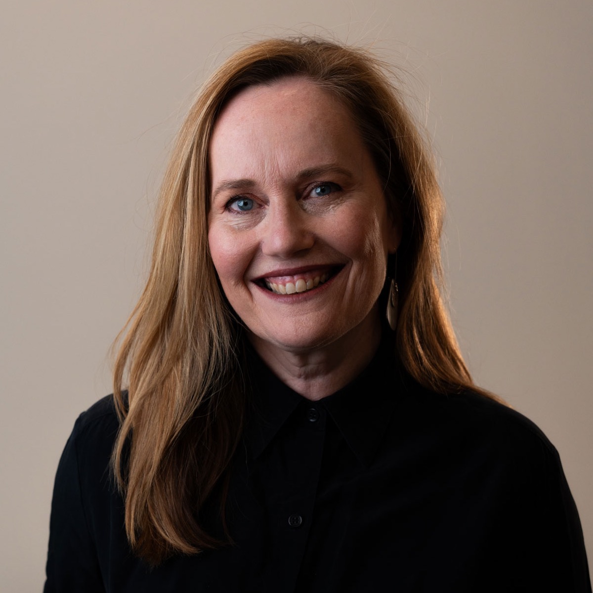 Ms Clare Larkin-Sykes