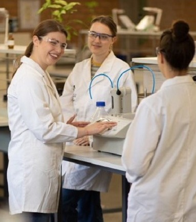 Unique Women in STEMM scholarship program supports Early Career Researchers