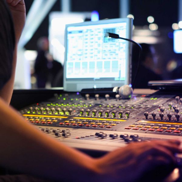 2NUR award. 2NUR news training program hits the headlines