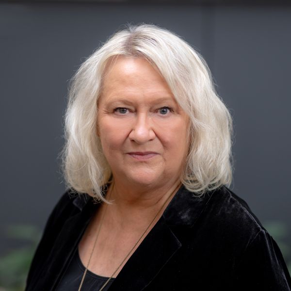 2_Large_ZU-headshot_Dec-2023.jpg Zee Upton