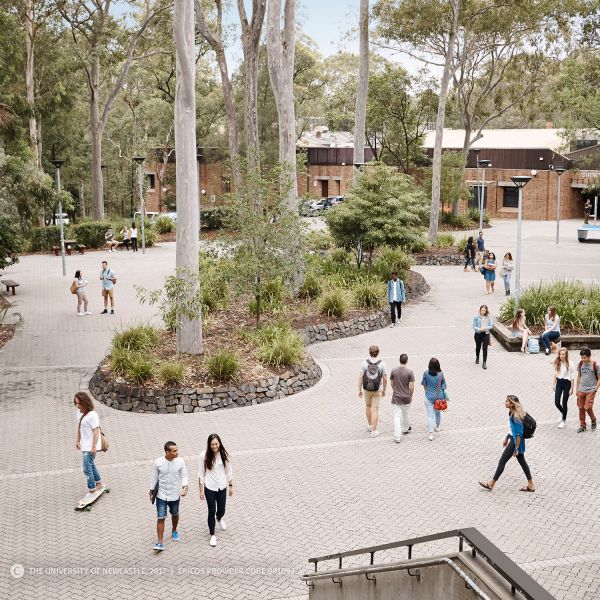 University of Newcastle. Communities shape but don’t determine student aspirations