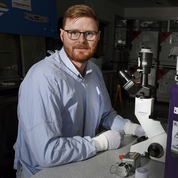 Matt Dun in his lab. Newcastle cancer researcher recognised as Young Tall Poppy