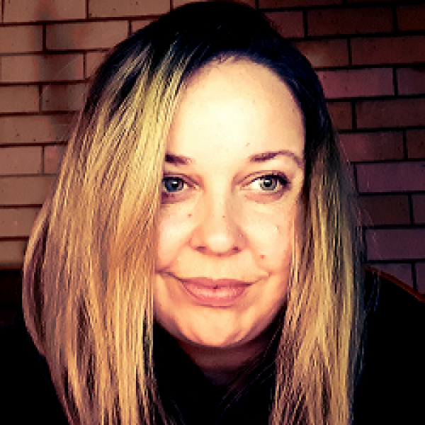 . Gaming Academy Founder tells her story of going from playing games to creating healthy gaming pathways for gaming and Esports creators globally.