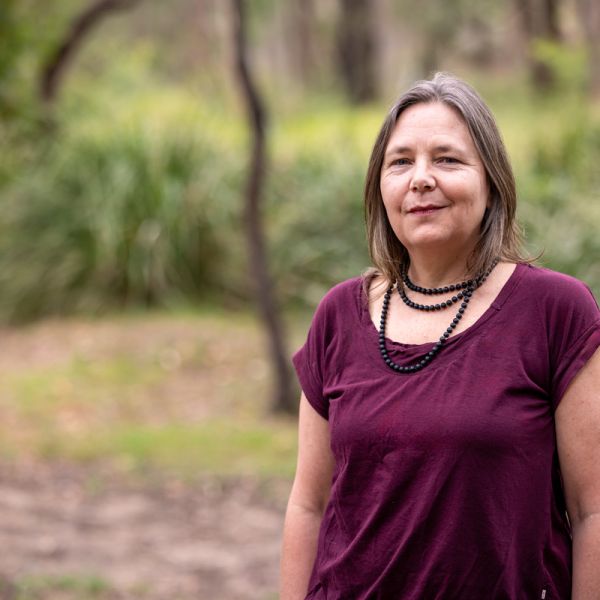 An image of Dr Liz Newnham