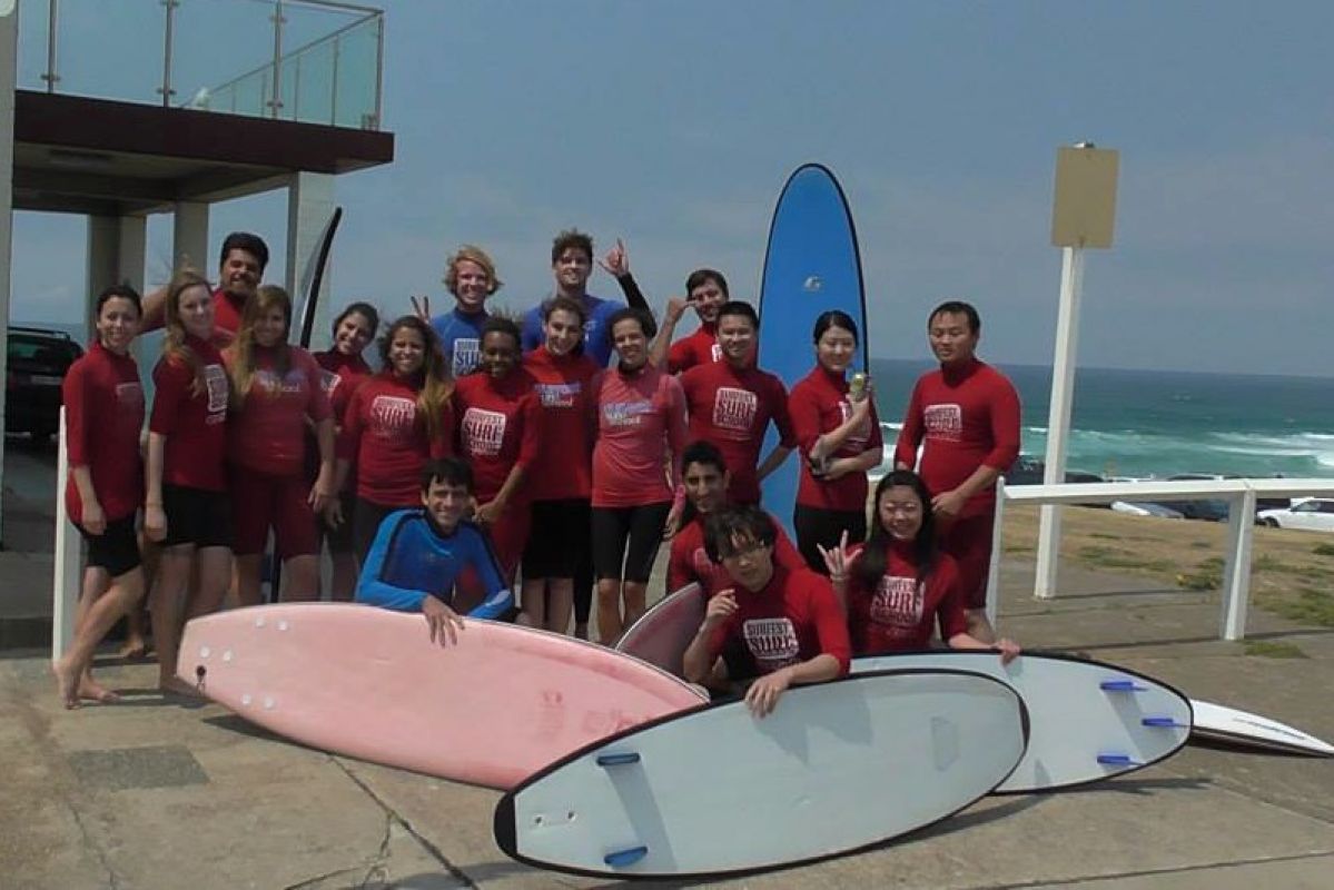 Surfing-Lessons-Group-shot.jpg