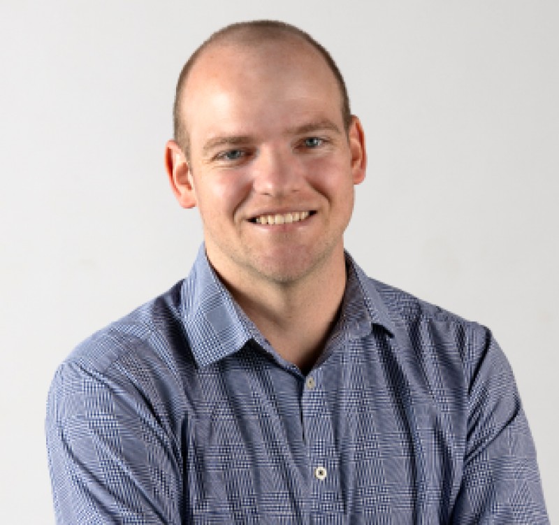 Dr Peter Richardson