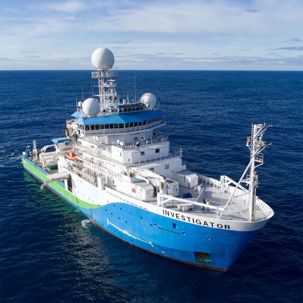 ship in ocean. Scientists and students onboard to map East coast tsunami risk 