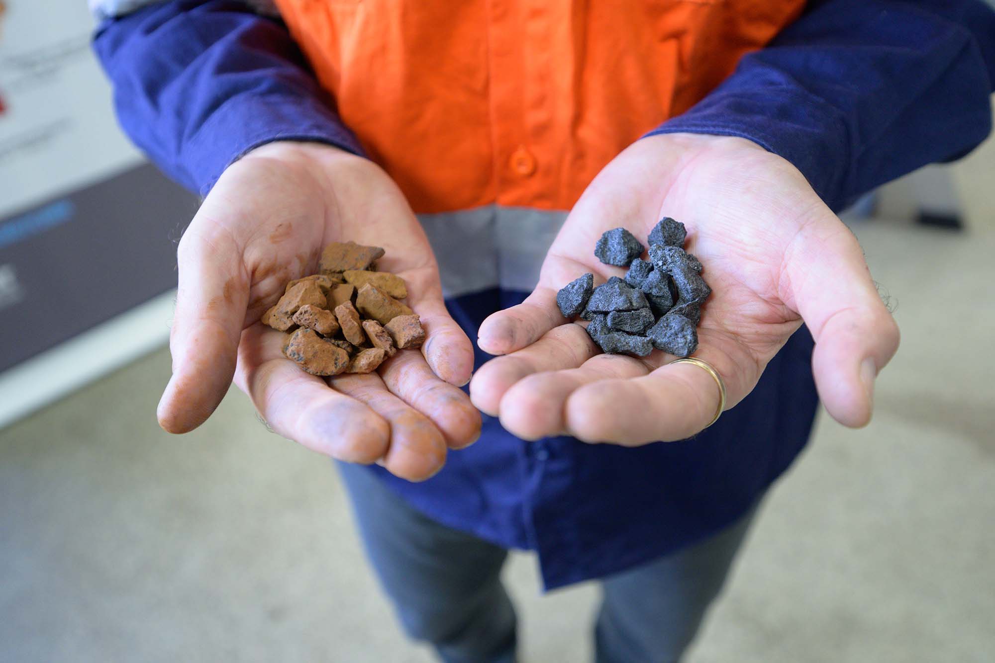 Materials for low carbon ironmaking.