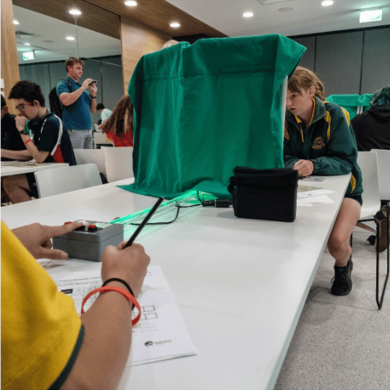 Confounding Communications